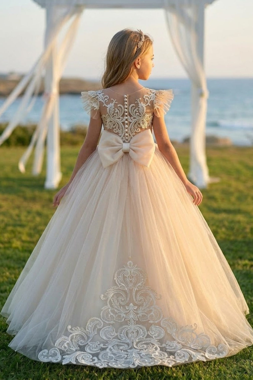 Champagne A Line Round Neck Short Sleeve Lace Tulle Flower Girl Dress