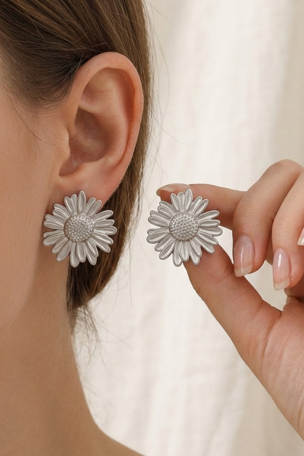 Matte Silver Daisy Earrings