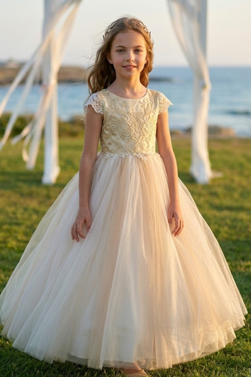 Champagne A Line Round Neck Short Sleeve Lace Tulle Flower Girl Dress