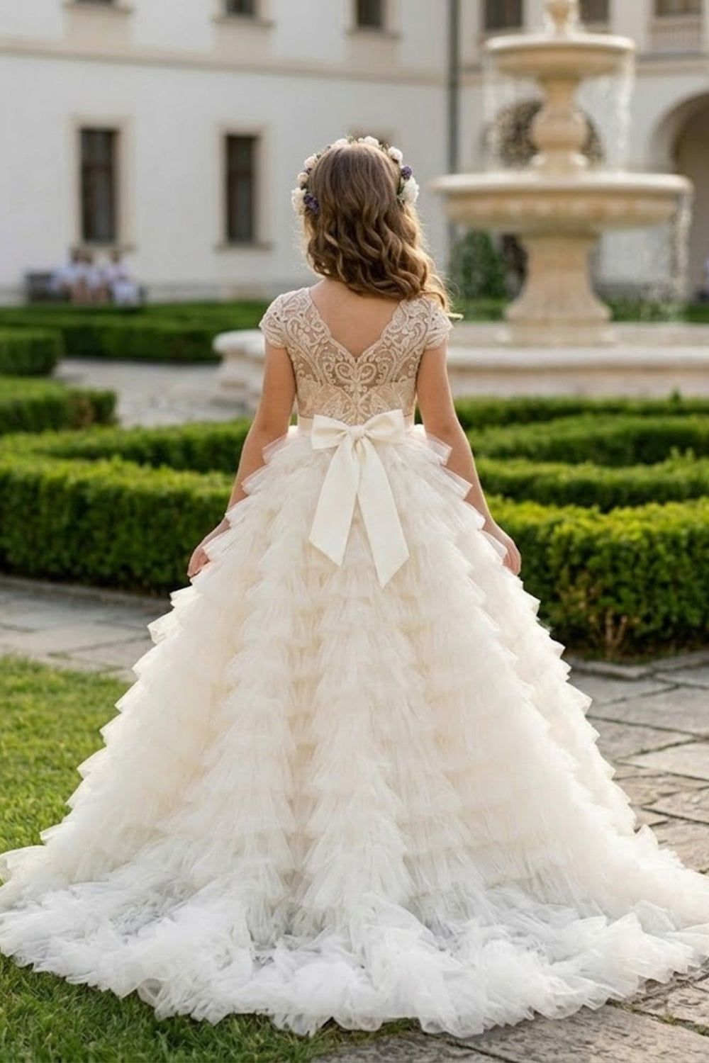 White A Line Round Neck Short Sleeve Lace Tulle Flower Girl Dress