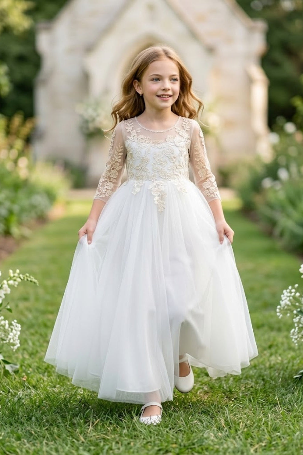 White A Line Round Neck Long Sleeve Lace Tulle Flower Girl Dress