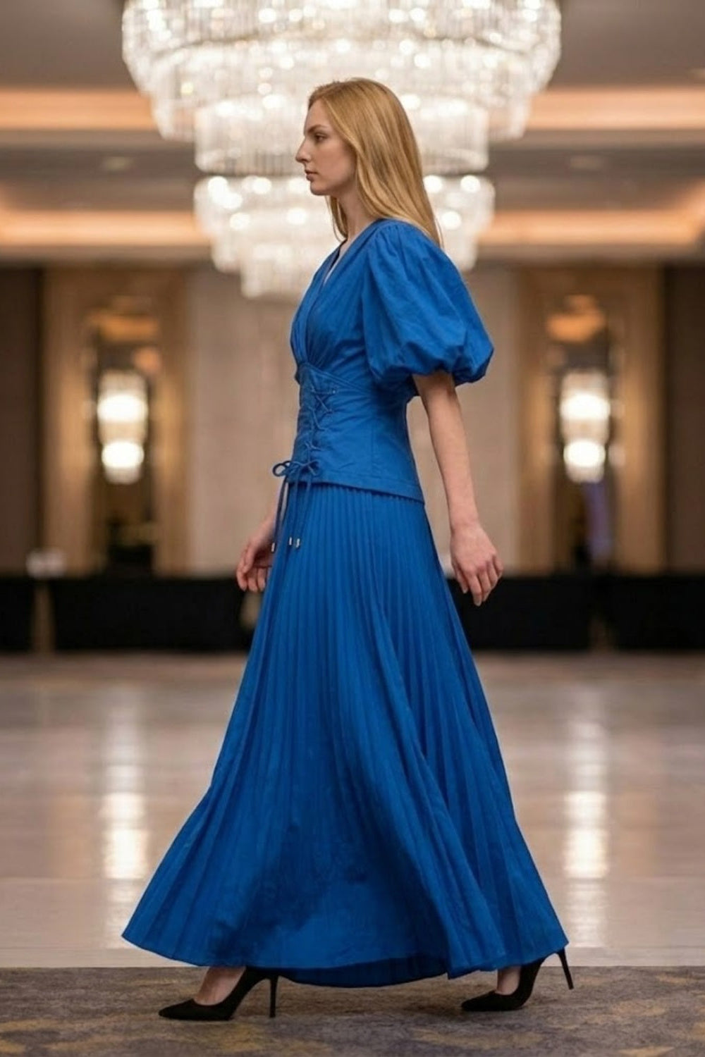 Corset Royal Blue A Line V Neck Long Formal Dress