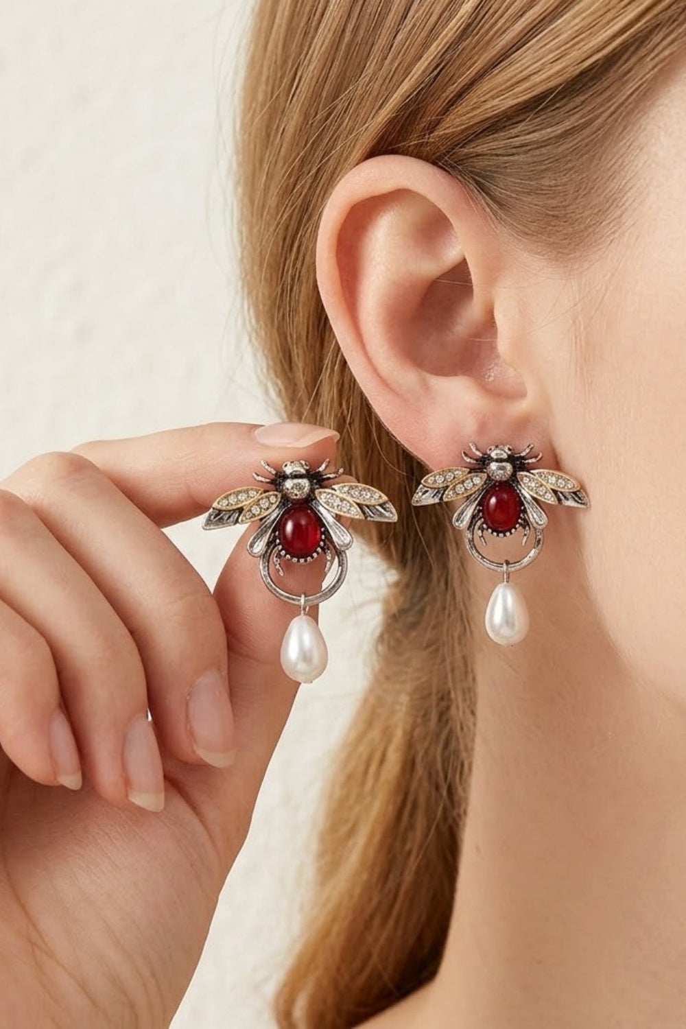 Vintage Bee Pearl Prom Earrings