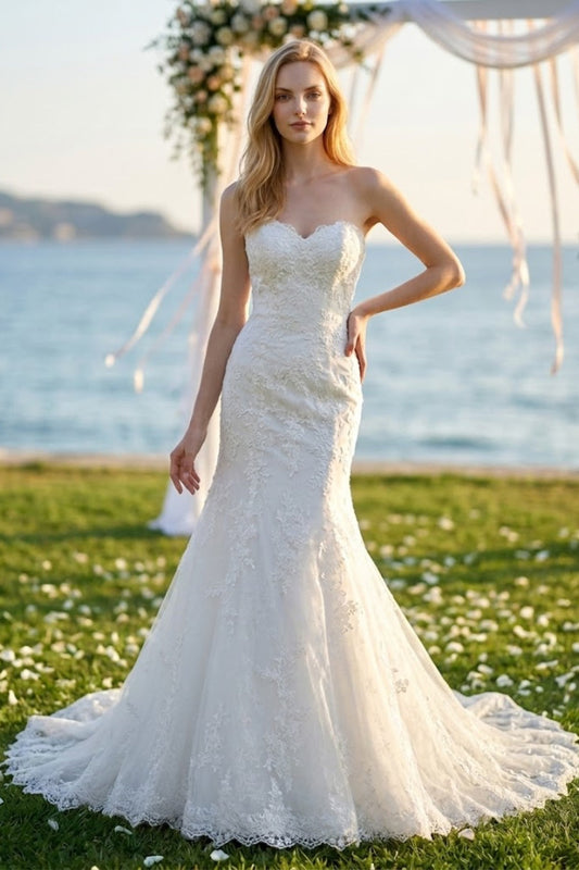 White Lace Sweetheart Strapless Mermaid Wedding Dress