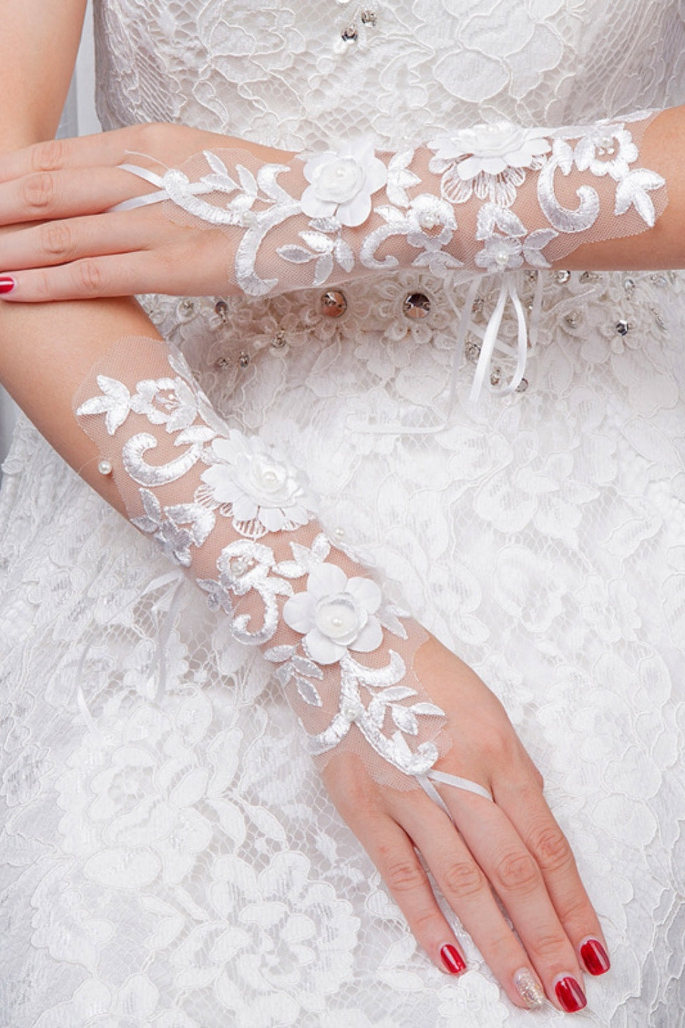 White Floral Lace Fingerless Wedding Gloves